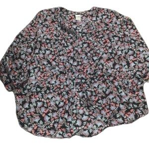 Terra & Sky Women’s Floral Blouse